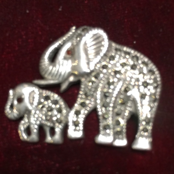 925 Real silver brooch pin back cute elephants mom & baby with shiny rhinestones - Picture 1 of 3
